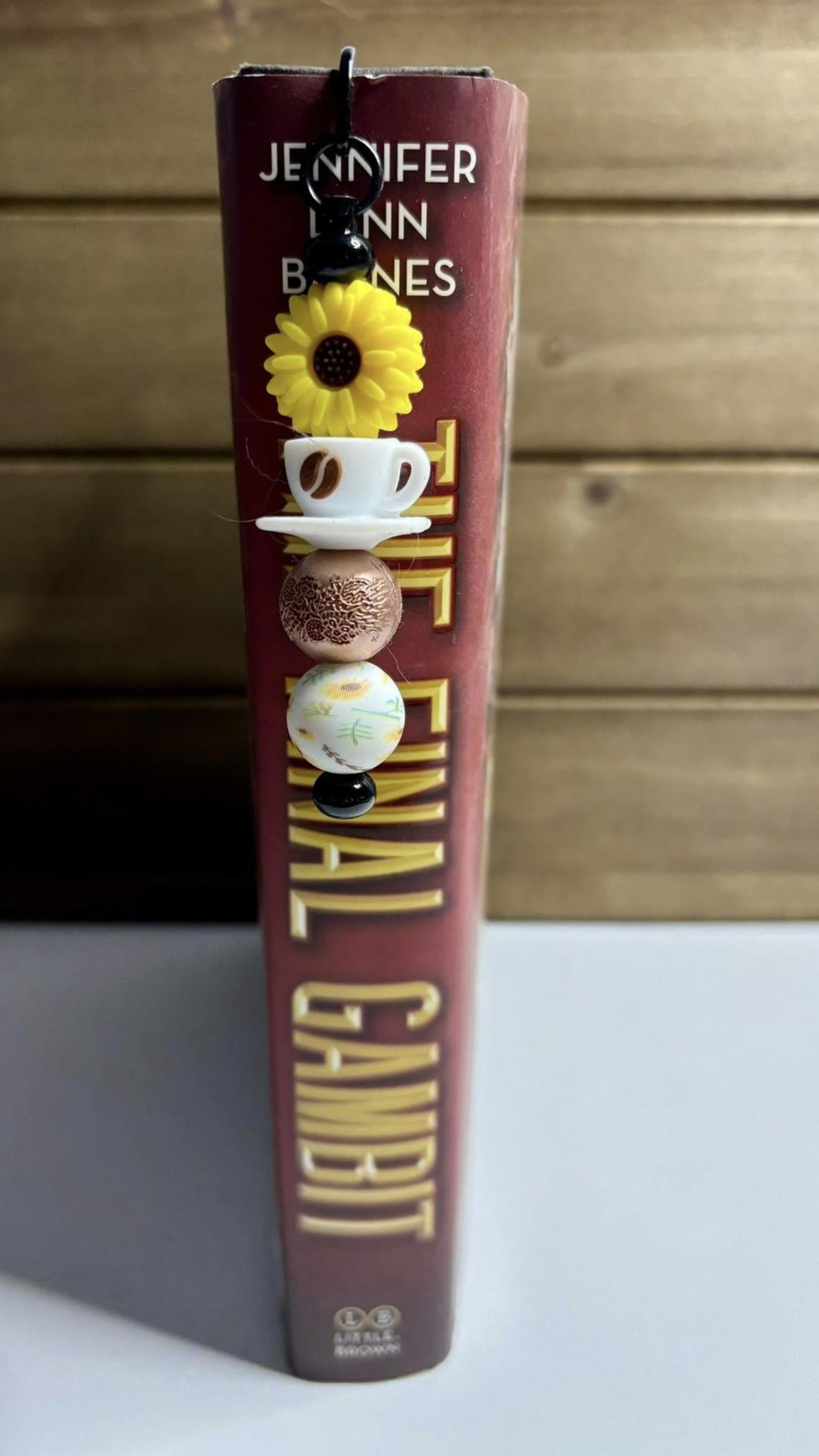 Custom Bookmarks – Mark Your Spot in Style!